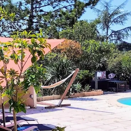 Jolie Mazet Avec Piscine Privée ! * Nîmes
