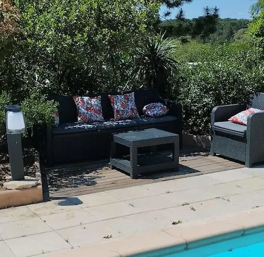 Jolie Mazet Avec Piscine Privee ! Nimes