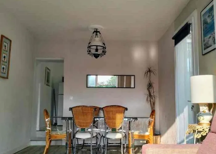 Jolie Mazet Avec Piscine Privee ! Villa Nimes